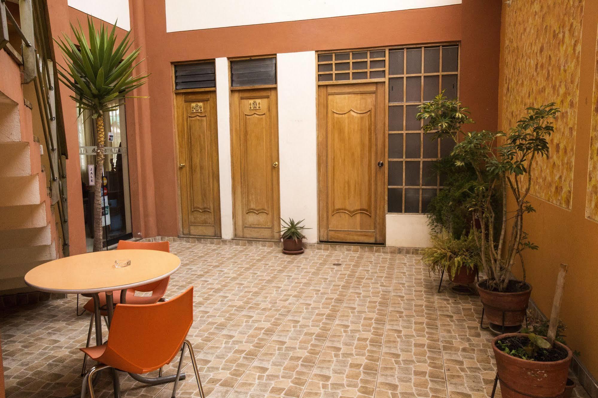 Hostal Atlantis Cusco Extérieur photo